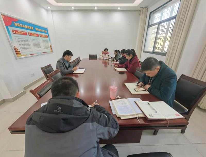 石寶山公司開展主題黨課活動.jpg
